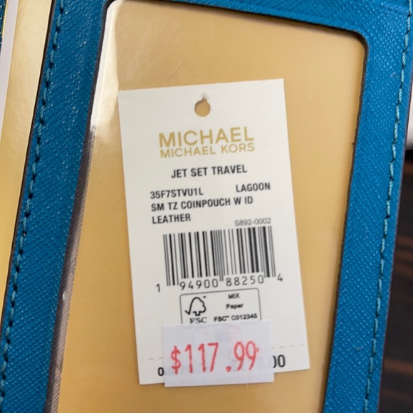 Michael Kors Jet Set Travel Small CoinPouch Wallet - Picture 2 of 3